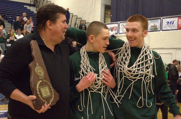10 For 10: The top boys basketball players and teams