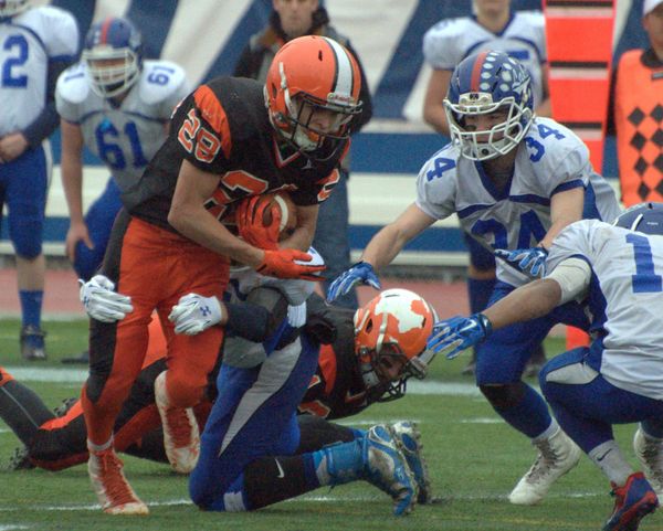 Newport’s Wade capped solid football season with special performance