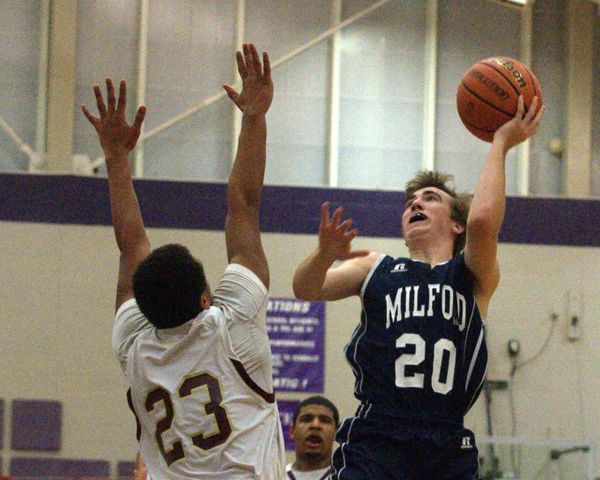 Above the Rim: Souhegan, Milford basketball renew acquaintances
