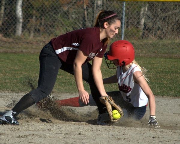 Around the Granite State: Offense lifts Goffstown softball to win