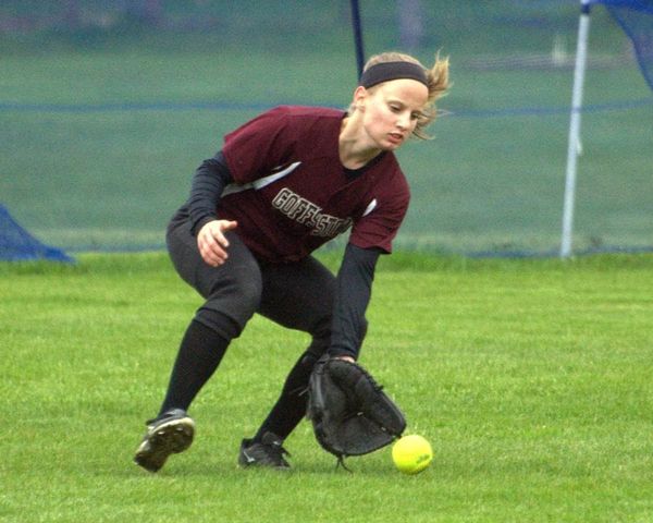 The Season: Goffstown High School Softball, Episode 5 (2016)