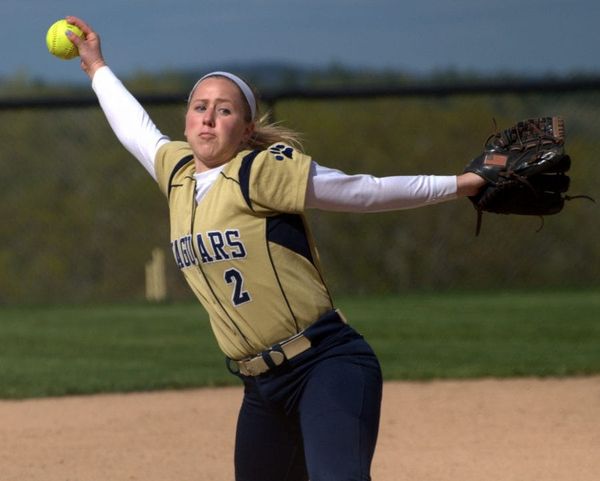 Windham softball nips Goffstown to remain undefeated