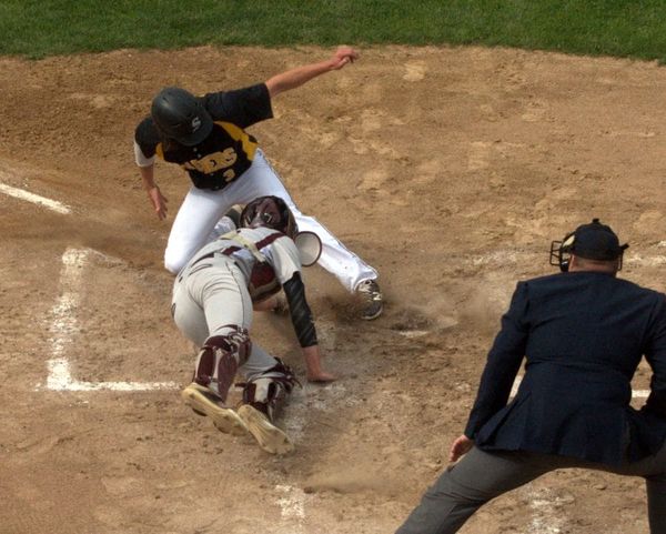 Bennett’s surprise steal gets Souhegan baseball to first final in 12 years