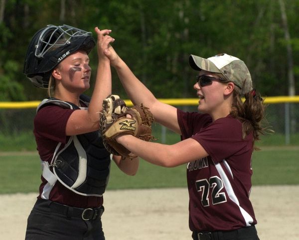 The Season: Goffstown High School Softball, Episode 9 (2016)