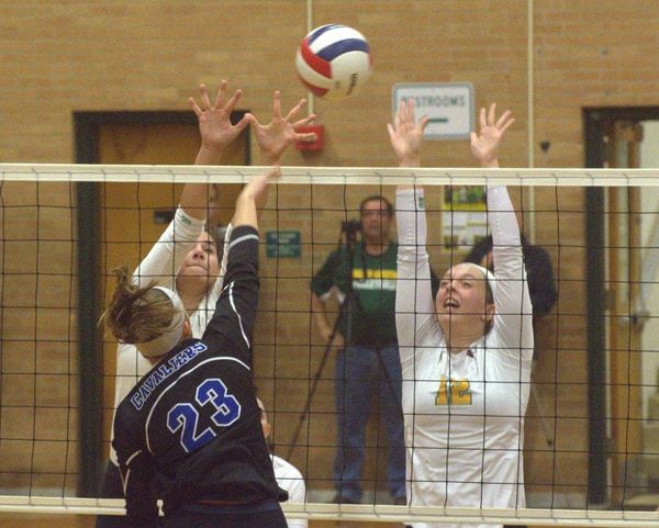 Bishop Guertin girls volleyball hangs on to beat Hollis Brookline