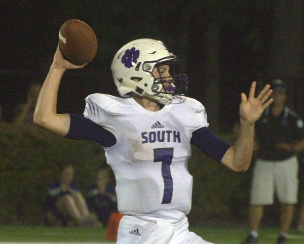 Holland leads Nashua South football past Alvirne