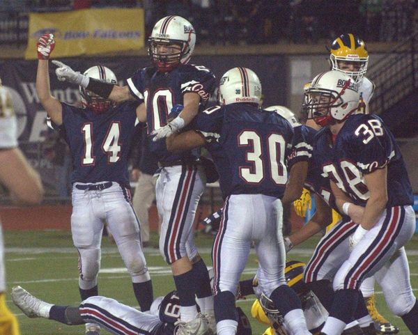 A way-too-early look at the 2017 football season