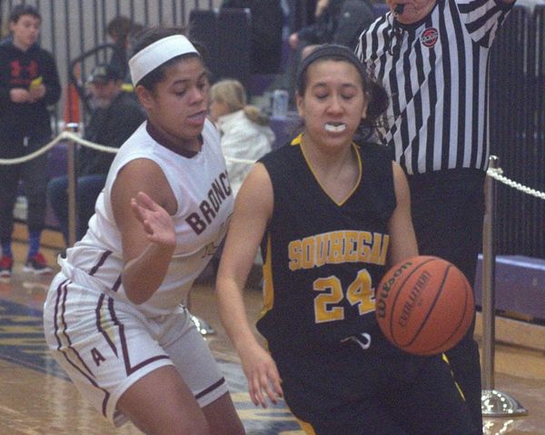 Alvirne girls basketball getting a boost from the return of Jones