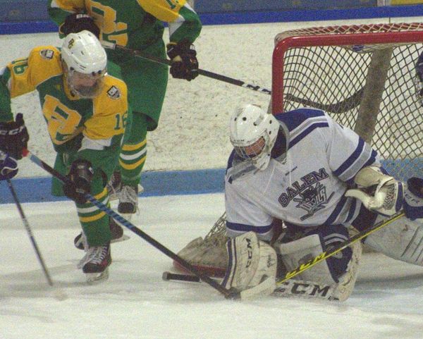 Bishop Guertin boys hockey unable to capitalize on opportunities in tie with Salem