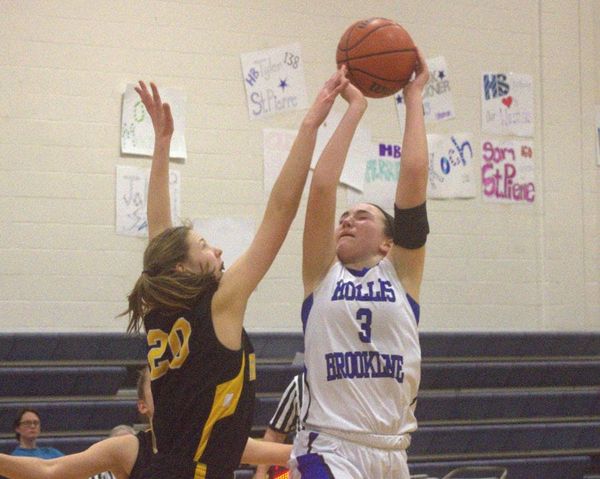 Hollis Brookline girls basketball able to hold off Souhegan to pick up win
