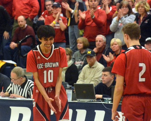 Coe-Brown boys basketball overcomes slow start to beat Milford in D2 semis
