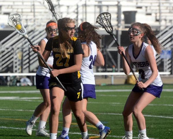 Souhegan girls lacrosse rolls past Nashua South, heads back to D1 semis