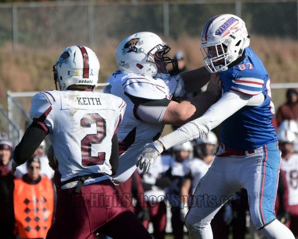 Defensive line helped Winnacunnet football achieve goal of slowing Goffstown offense