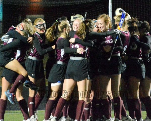 Defense leads Hanover field hockey to upset of Kennett in D2 semifinals (video)