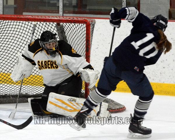 Souhegan girls hockey to be featured on ‘The Season’ this winter