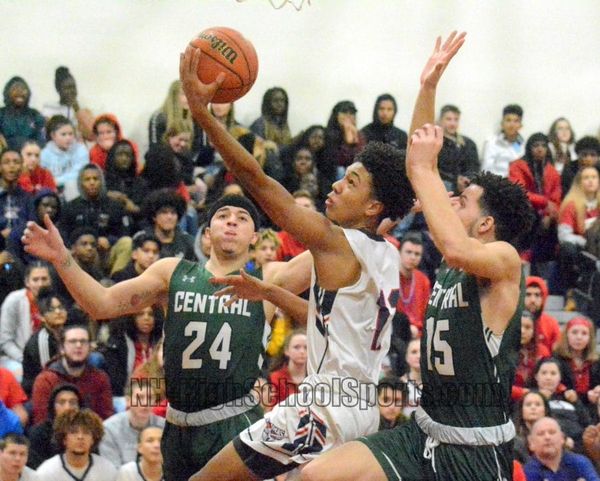 All hands on deck in Manchester Central boys basketball’s win over Manchester Memorial