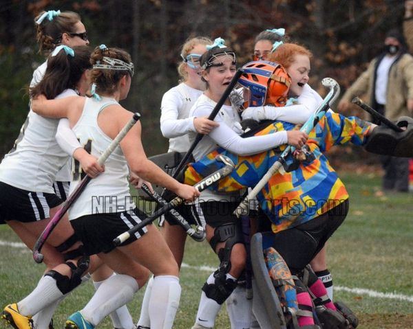 Kennett field hockey makes limited chances hold up to beat Souhegan in D2 final (video)