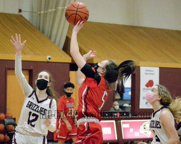 Manchester Memorial girls basketball holds off Goffstown for win