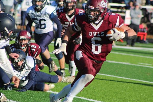 Timberlane football stifles Milford to win D2 championship
