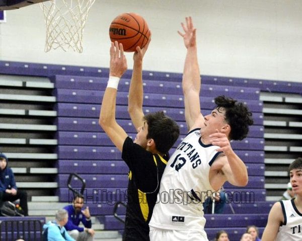 Nashua North, South boys set to meet in Nashua Holiday Basketball Tournament finale (videos)