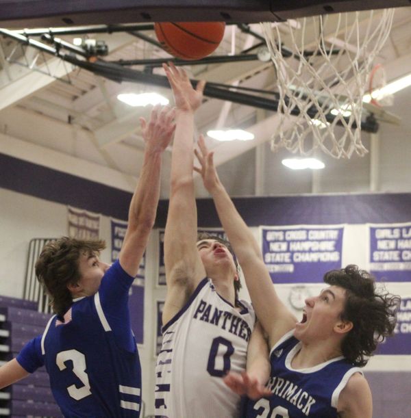 Nashua South boys basketball grinds out playoff win over Merrimack
