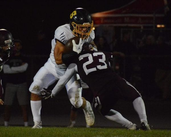 Run game lifts Timberlane football to win over Souhegan