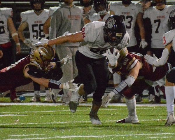 Bedford pulls away in 2nd half to beat Portsmouth-Oyster River in D1 football semis (video)