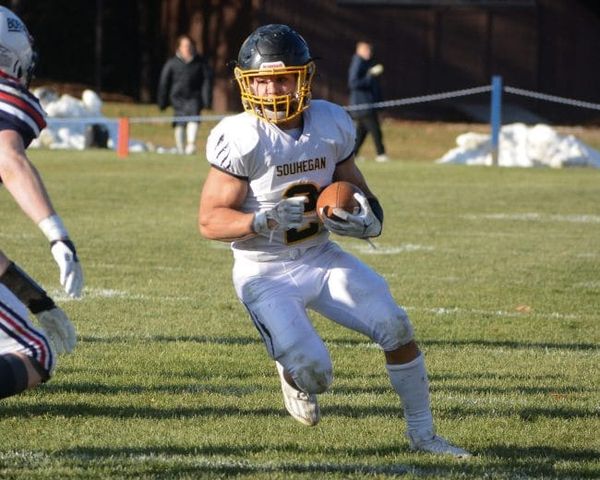 Souhegan's Bright named the 1st Yukica Football Player of the Year