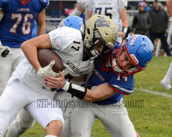 Londonderry marches past Windham, into D1 football quarterfinals (video)