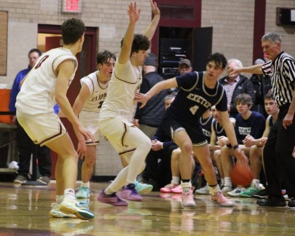 Exeter boys basketball fends off Portsmouth to get win