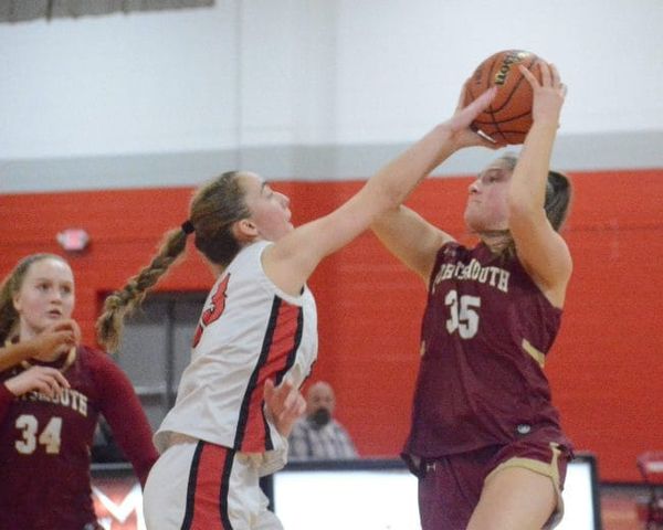 Pinkerton girls basketball storms its way past Portsmouth