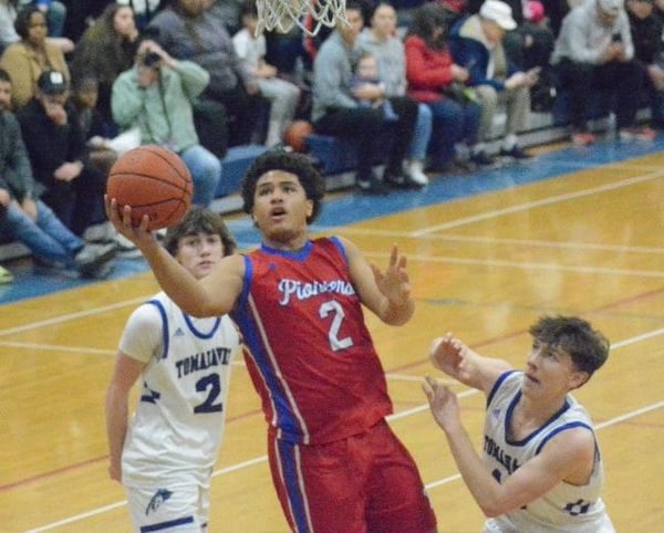 Trinity boys basketball pulls away in 2nd half against Merrimack (video)