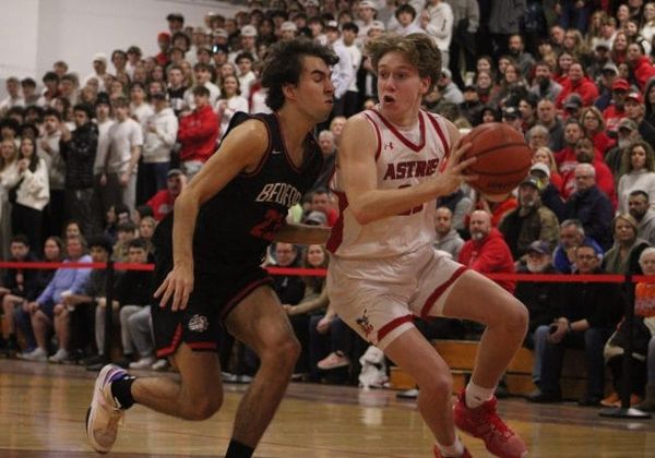Pinkerton boys basketball wins title-game rematch with Bedford