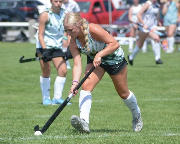 The Season (2024): Hollis Brookline Field Hockey, Episode 1