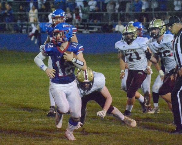 Londondery football bounces back with thumping of Alvirne