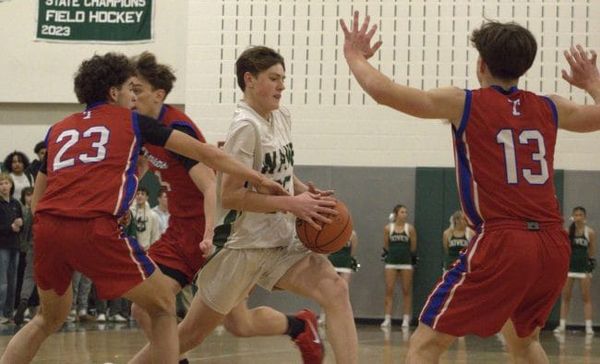 Young Trinity boys basketball building off last season’s success