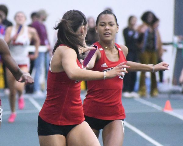 Bedford girls win second D1 indoor track title in a row