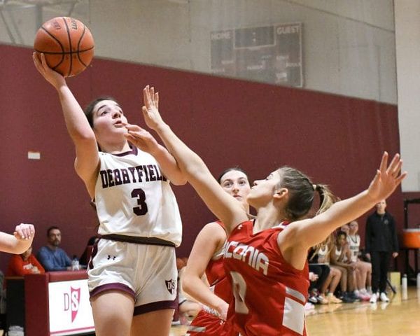 Derryfield girls basketball comes back to knock off Laconia (video)