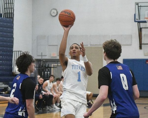 Nashua North boys basketball overcomes slow start to end with win over Merrimack (video)