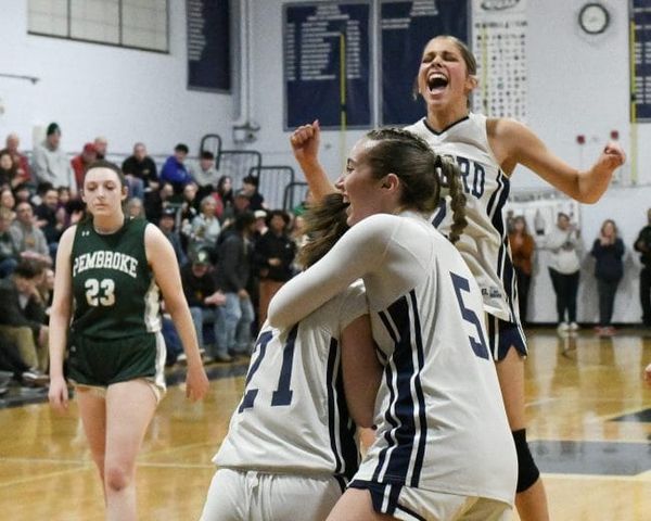 Milford girls basketball prepares for D2 tourney with win over Pembroke (video)