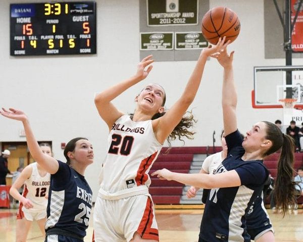 Bedford girls basketball takes care of business to beat Exeter in D1 quarters (video)