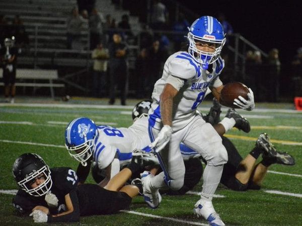 Manchester West football continues to strong start with win over Hollis Brookline