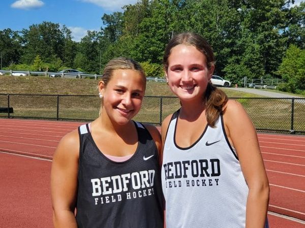 Bond between seniors helping to lift Bedford field hockey