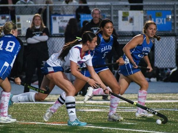 Londonderry field hockey regroups in second half to beat Salem (video)
