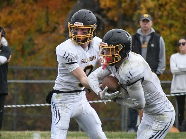 NHHSSports Football Performances of the Week (Oct. 21)