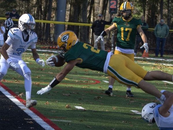 Bishop Guertin wakes up in 2nd half to beat Nashua North in D1 football playoffs