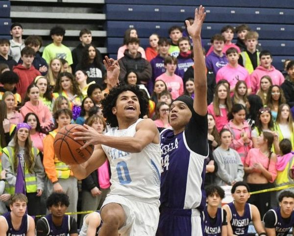 Kargbo’s buzzer beater gives Nashua North boys basketball win over Nashua South (video)