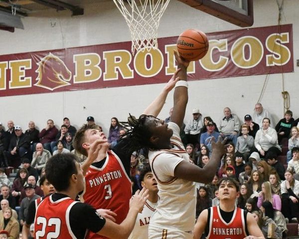 Pinkerton boys basketball powers past Alvirne to pick up win (video)