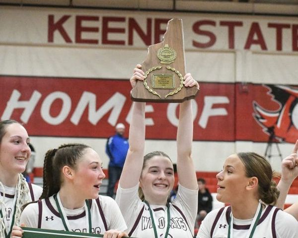 Fall Mountain in control from start to finish to beat Gilford in D3 girls basketball final