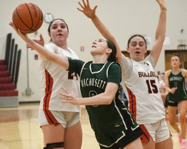 Wachusett girls basketball hangs on to knock off Bedford (video)
